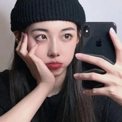 海底裸女